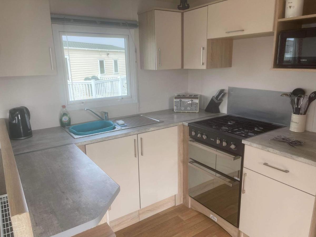 185 Holiday Resort Unity Berrow Екстер'єр фото