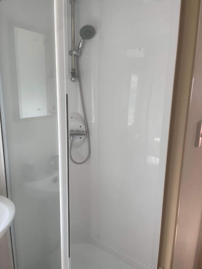 185 Holiday Resort Unity Berrow Екстер'єр фото
